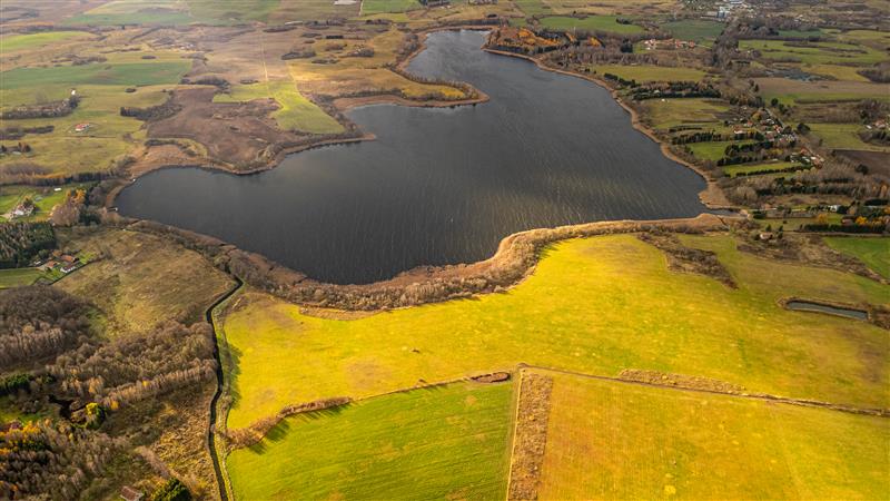 Działka z linią brzegową 200m, Jeziorany 19904m2