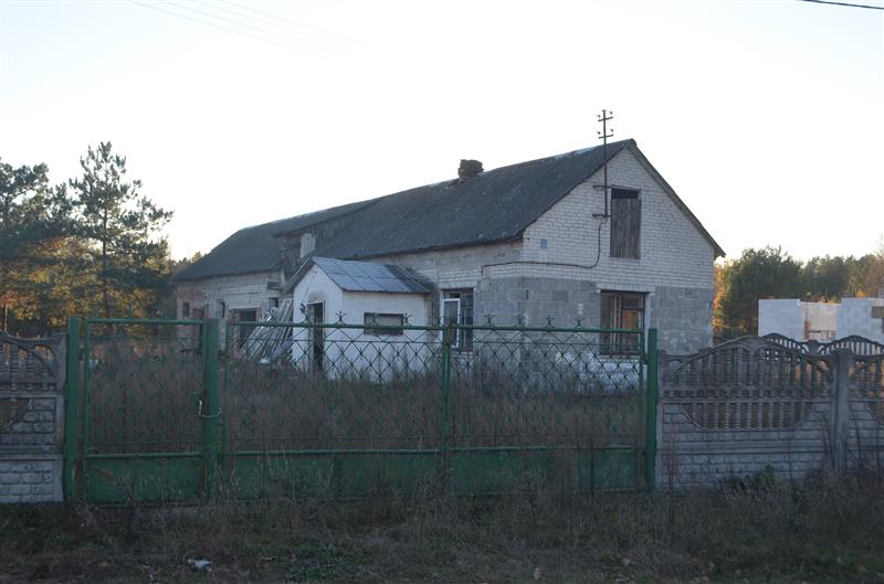 Dom w Dąbrówce do kapitalnego remontu